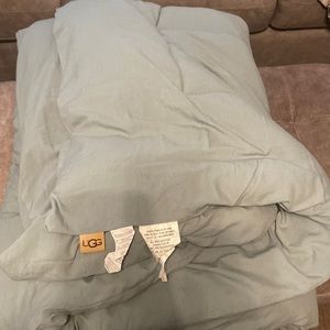 COPY - Ugg twin xl comforter